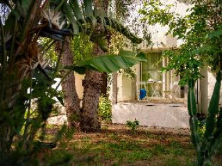 CHARM BEACH HOTEL