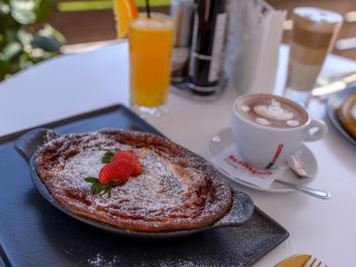 Athenaeum Grand Hotel