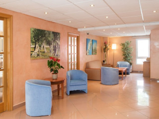 HOSTAL RESIDENCIA SUTIMAR