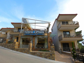 Artemis Plaza