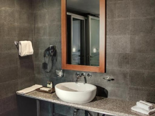 Avala Resort & Villas