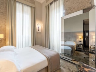 DOM Hotel