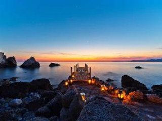 NAUTICAL HOTEL