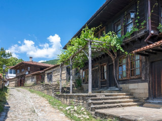 EXCURSIE 2 ZILE BULGARIA ORASELE KOTEL - SLIVEN - CASCADA SINI VIR