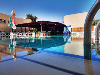 FLOREA HOTEL APARTMENTS