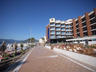 POINT BEACH HOTELS