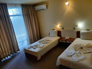 Silver Hotel