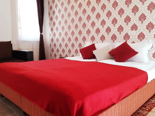 NICE AND COZY APARTMENTS