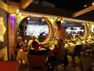 Mitos App amp; Hotel