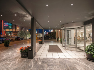 Athenaeum Grand Hotel