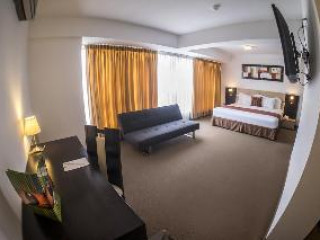 ALLPA HOTEL AND SUITES