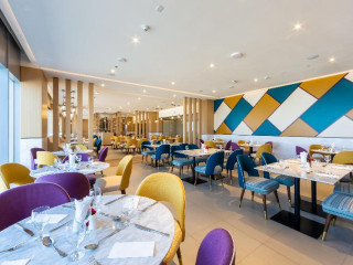 Premier Inn Dubai Dragon Mart