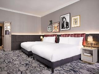 The Trafalgar St. James London, Curio Collection by Hilton