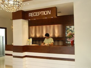 ALDIS HOTEL (Durres)