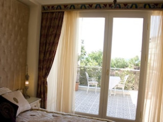 ERSARI HOTEL