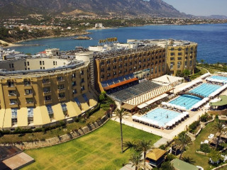 Merit Park Hotel and Casino (Kyrenia)