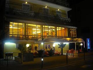 HOTEL AUSTRIA