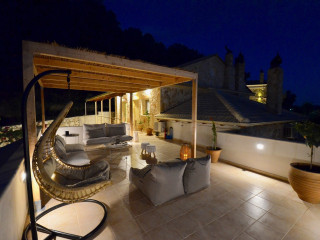 Gallery Suites Parga