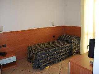 HOTEL SALERNO