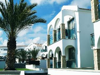 LATCHI ESCAPE HOTEL AND SUITES