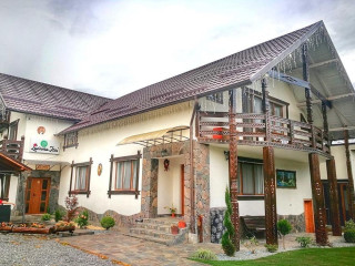 Hotel Aurora
