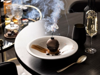 Hilton Milan