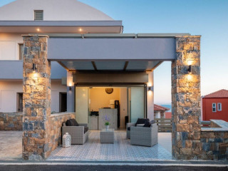 Royalty Suites Loft Halkidiki