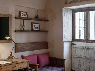 Al Seef Heritage Hotel Dubai, Curio Collection by Hilton