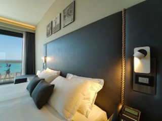 Nautilus Family Hotel
