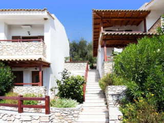 Villa Maraki