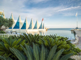 Asrin Beach