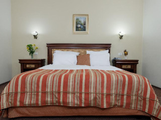 Atrium Hotel Ateneu City Center