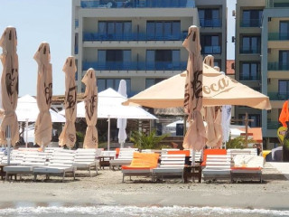 WAVE 1 PROMENADA  APARTMENTS.