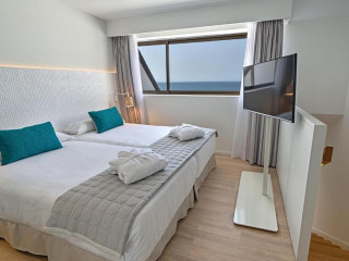 Don Gregory by Dunas