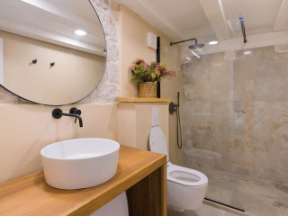 LUXURY APARTMENT LINA - II