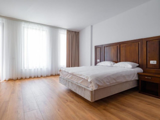 Lodge K Hotel & Spa