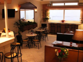 ARINA BEACH HOTEL