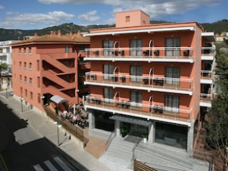 TOSSA CENTER HOTEL