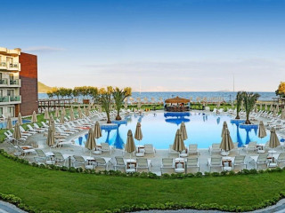 My Ella Hotel