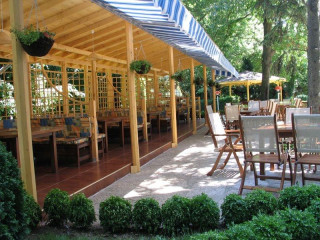 EVA BEACH HOTEL