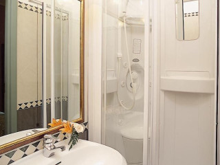Hotel Contilia