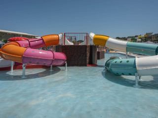 Sea Sound White Katikies