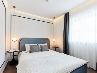 THE AMBERLYN SUITE HOTEL