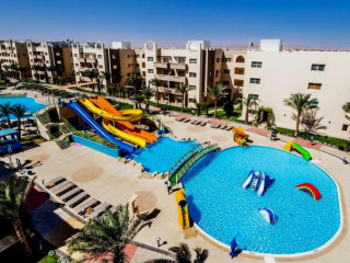 El Karma Aqua Beach Resort