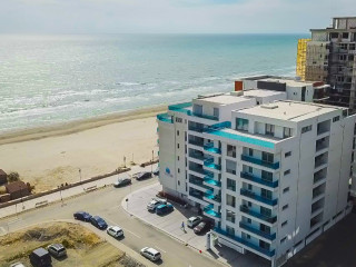 WAVE 3 PROMENADA APARTMENTS.