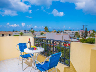 Irida Hotel Apartments by Estia