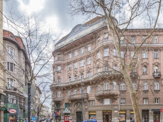 PREMIUM APARTMENTS BY HI5 -ELEGANT SUITES IRÁNYI