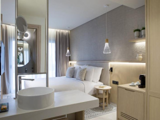 Cora Hotel amp; Spa
