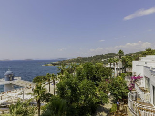 BLUE DREAMS RESORT AND SPA