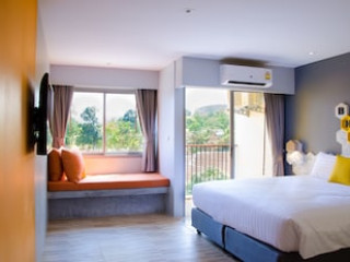 BEEHIVE BOUTIQUE HOTEL